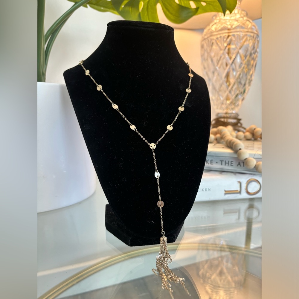 Long Gold Y-Style Necklace with Elegant Drop Tassel Design